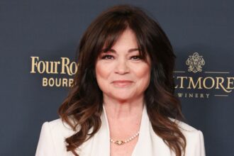 Valerie Bertinelli sulle complicanze delle protesi mammarie