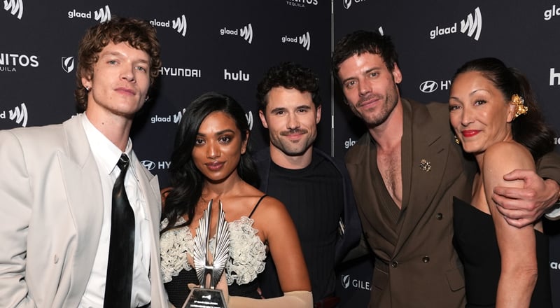 Connor Storrie, Francois Arnaud e le star di 'Heated Rivalry' si riuniscono ai GLAAD Media Awards per premiare la migliore nuova serie TV