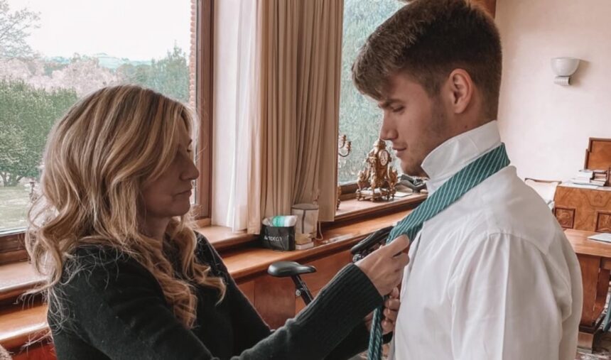 Lorella Cuccarini a nozze: il figlio 25enne Giorgio Capitta si sposa, ecco chi è la futura moglie - Gossip.it