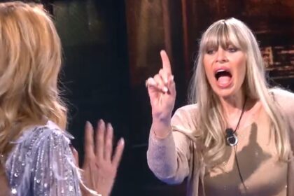 ''Sei isterica!'': al GF Vip è scontro acceso tra Alessandra Mussolini e Adriana Volpe, che le fa una battutaccia sul vibratore - Gossip.it