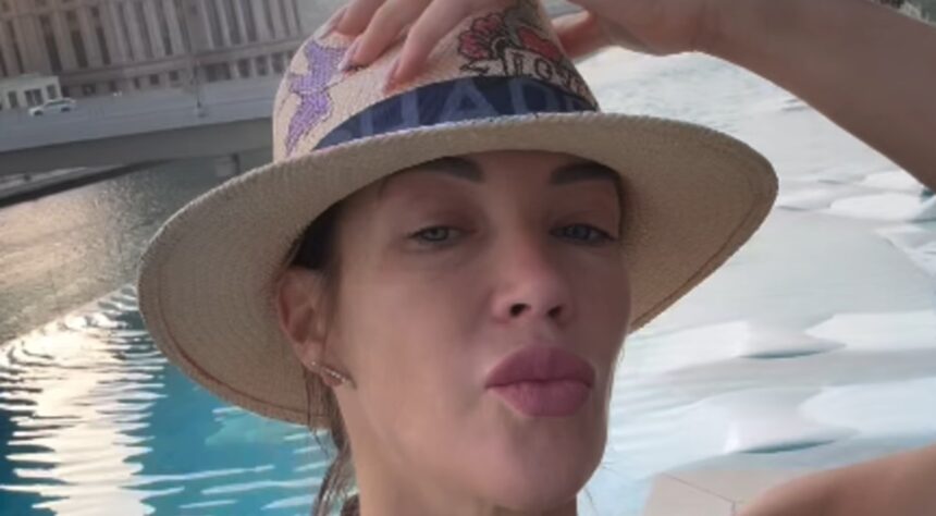 ''Io ho appena fatto le mie 100 vasche'': Ludmilla Radchenko dalla piscina aggiorna tutti sulla situazione a Dubai - Gossip.it