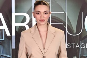 ''Spregiudicata e senza scrupoli'': Cartisia Somma, figlia di Sebastiano, è Sharon in Mare Fuori 6 - Gossip.it