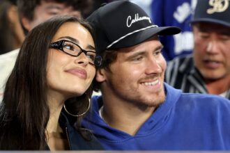 Madison Beer condivide un dolce post di compleanno per il fidanzato Justin Herbert: "Sono così fortunato ad essere tuo"