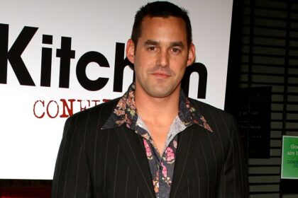 La star di "Buffy l'ammazzavampiri" Nicholas Brendon muore nel sonno all'età di 54 anni