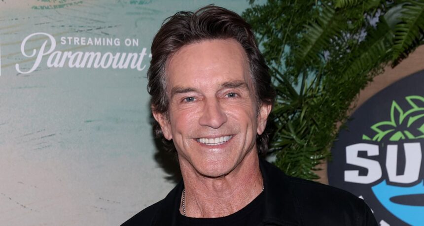 Jeff Probst avrebbe dovuto fare un cameo in "Send Help", gli scrittori rivelano l'idea originale