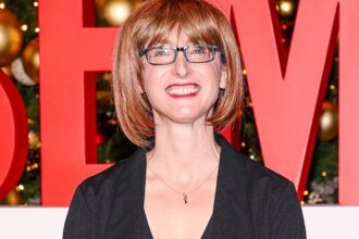 Freida McFadden, autrice di Housemaid, foto reale come Sara Cohen