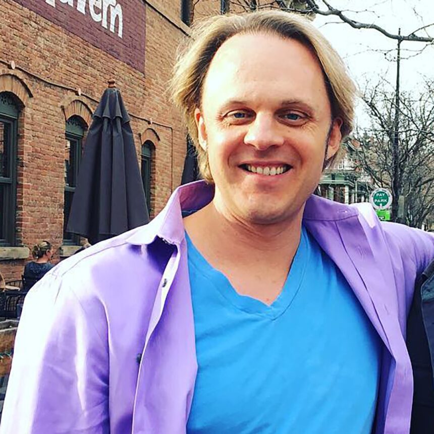 Scrittore paranormale, YouTuber aveva 53 anni