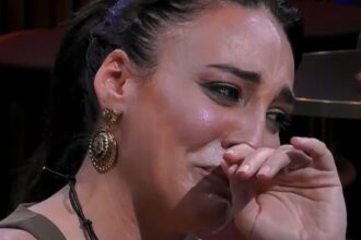 ''Menata, insultata, umiliata'': Francesca Manzini al GF Vip tra le lacrime confessa di essere stata vittima di violenza - Gossip.it