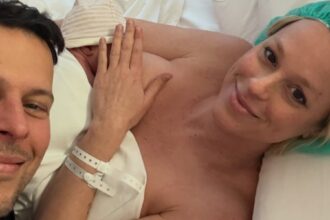 Federica Rellegrini ha partorito ed è mamma bis: ecco il nome scelto per la seconda figlia nata il 2 aprile, foto - Gossip.it