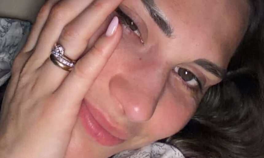 Beatrice Valli commossa torna a parlare della depressione della mamma: ''Certe volte vorresti solo essere leggera'' - Gossip.it