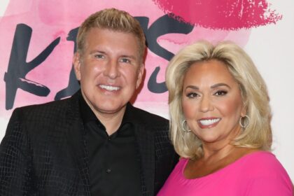 Todd Chrisley, La vita di Julie Chrisley dal rilascio in prigione 1 anno fa