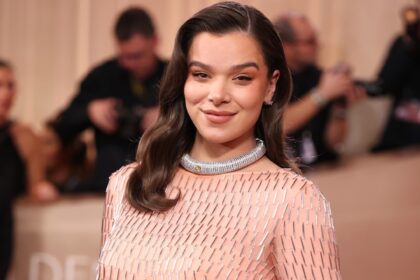 Hailee Steinfeld condivide l'aggiornamento postpartum dopo aver dato il benvenuto al bambino