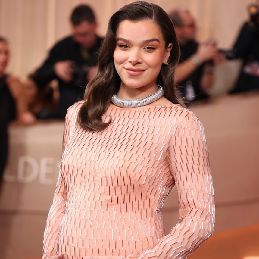 Hailee Steinfeld condivide l'aggiornamento postpartum dopo aver dato il benvenuto al bambino