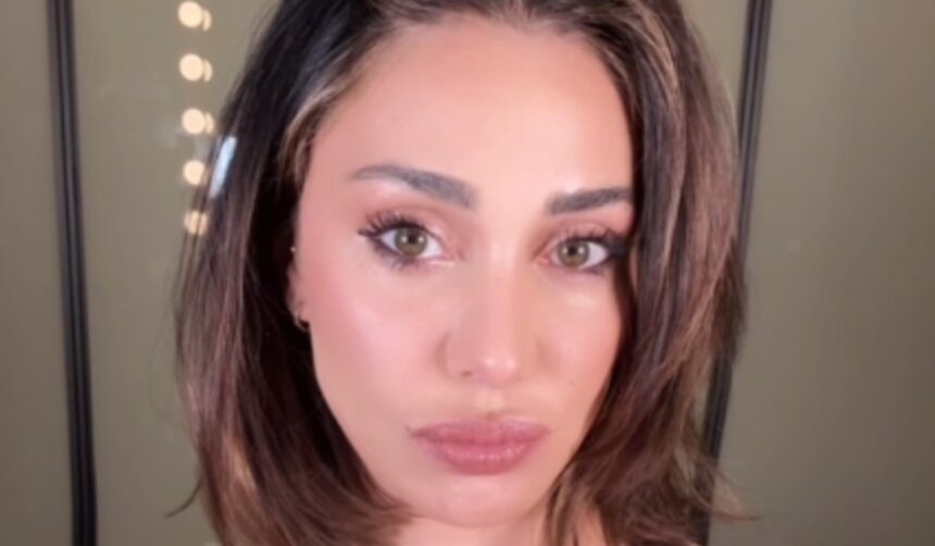 ''Stato di alterazione psicofisica'': Belen Rodriguez sarebbe stata ricoverata in ospedale, ecco cosa sarebbe successo - Gossip.it