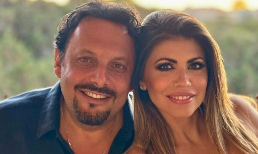 ''Flora arriva nel momento più giusto'': Enrico Brignano fa un bilancio dei 60 anni compiuti e svela in cosa l’ha cambiato la moglie - Gossip.it