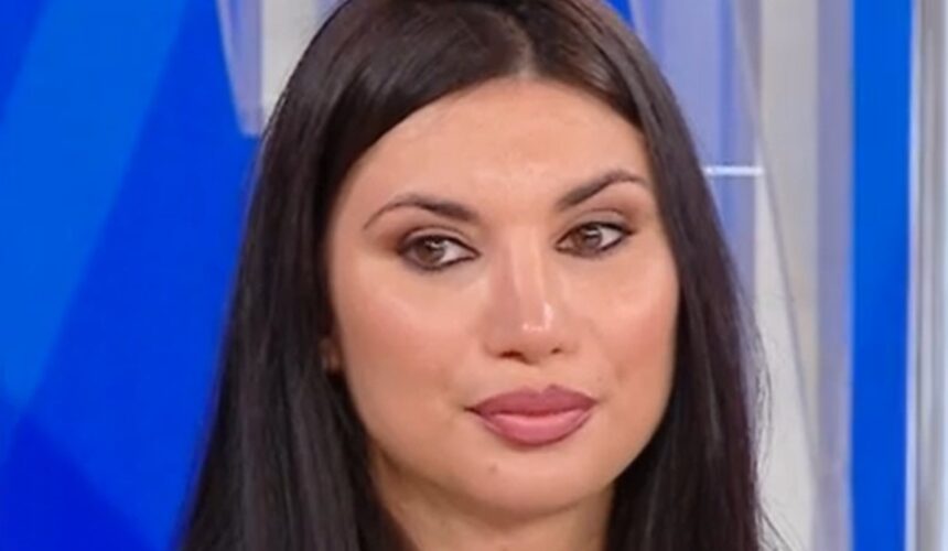 ''Sarò il primo in Italia'': Francesco Chiofalo in tv parla degli interventi estetici e del tatuaggio istantaneo, la fidanzata contraria - Gossip.it