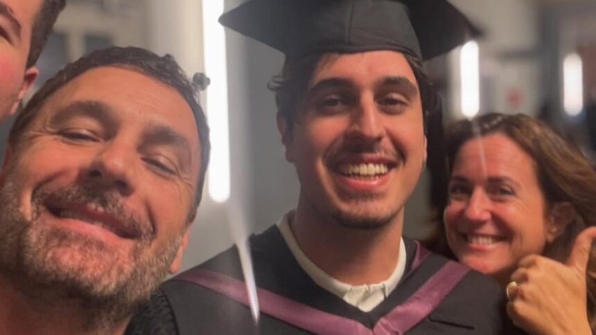 ''L’ho conosciuta in Armenia'': Francesco Bova, secondogenito di Raoul, svela che lavoro fa e chi è la fidanzata - Gossip.it