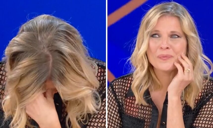 Laura Freddi festeggia i 54 anni in tv e crolla in lacrime: ecco perché non trattiene il pianto - Gossip.it