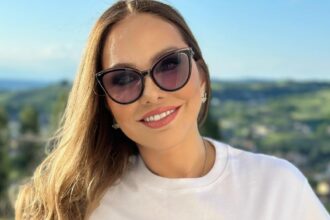 ''Non faccio entrare il vecchiume dentro di me'': Ornella Muti rivela il segreto della sua eterna bellezza a 71 anni - Gossip.it