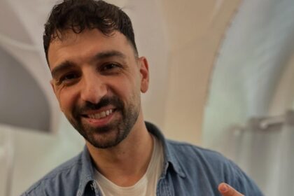 ''Preferivo tenerla fuori'': Raimondo Todaro parla della fidanzata dopo il GF Vip e commenta il bacio dell’ex con Sacchetta - Gossip.it