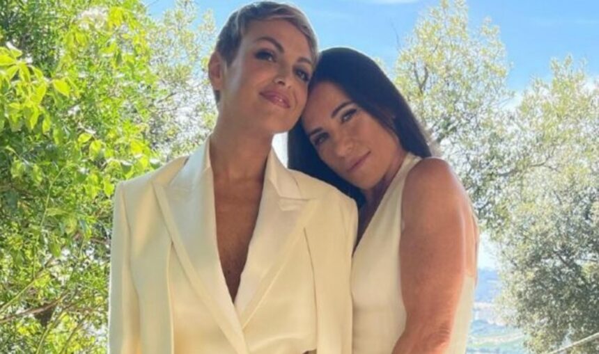 ''Due mesi dopo la separazione ero felice'': Paola Turci torna sul chiacchierato addio dalla moglie Francesca Pascale - Gossip.it