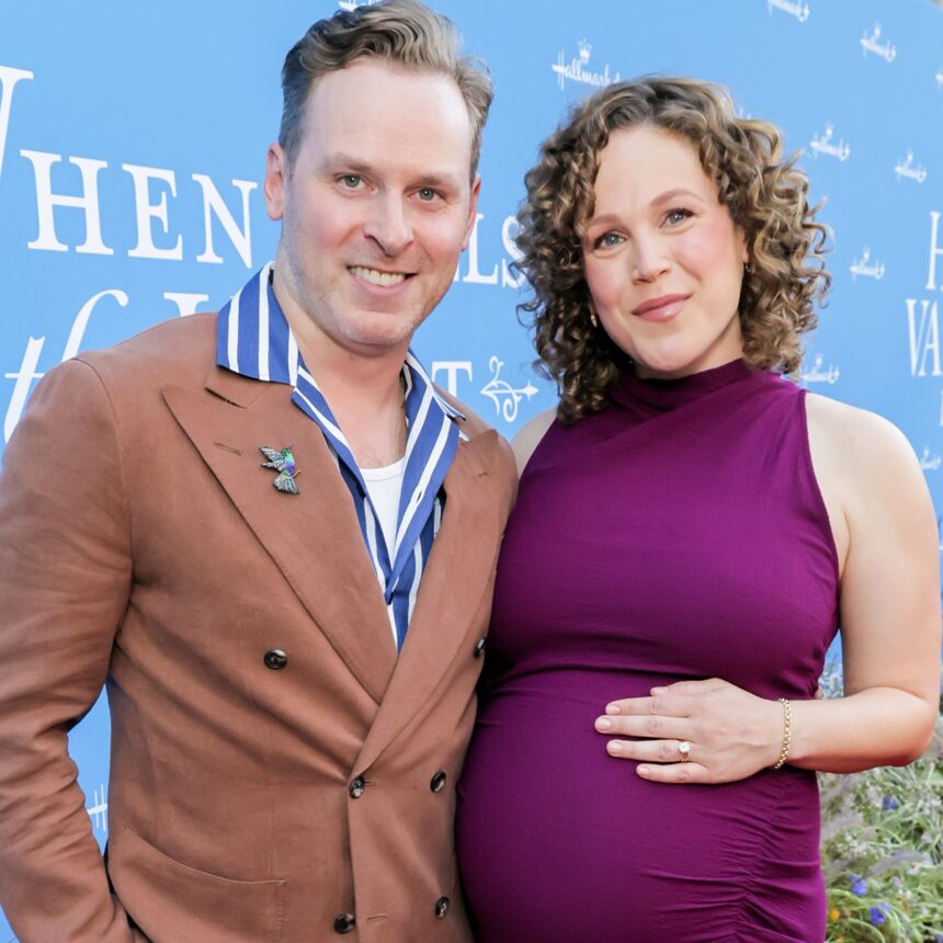 Quando Erin Krakow chiama il cuore, Ben Rosenbaum dà il benvenuto al primo bambino