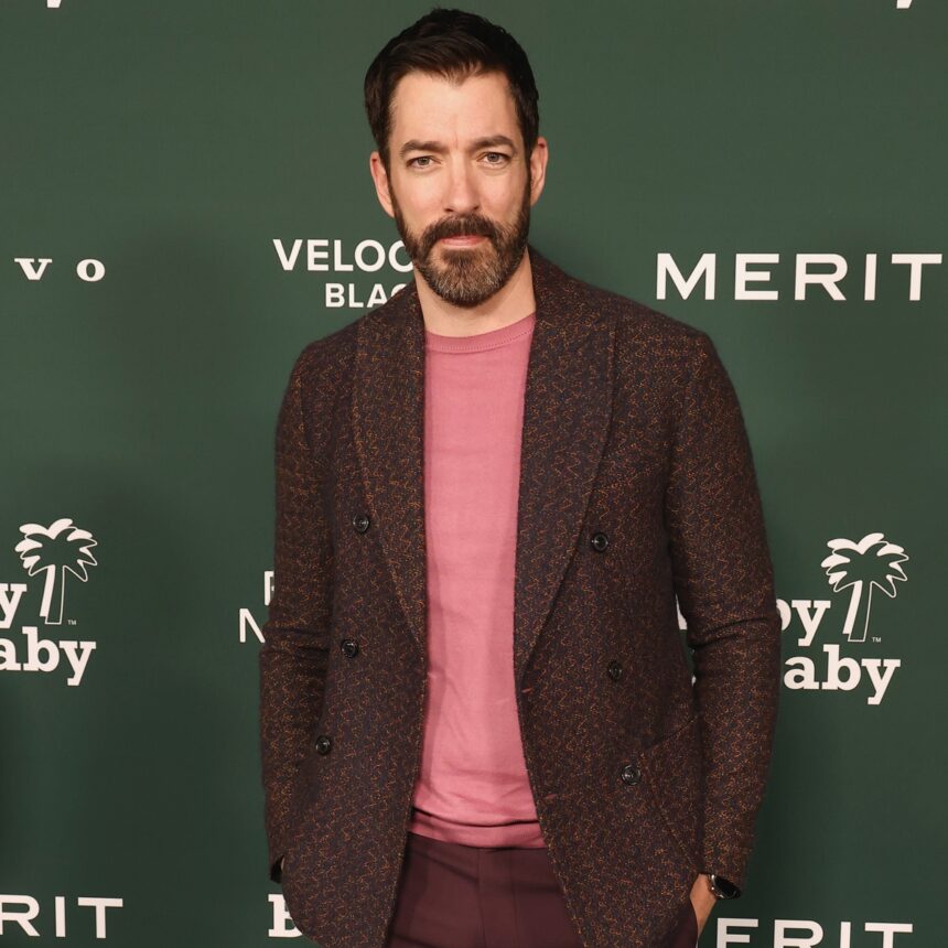 Drew Scott descrive in dettaglio la chiamata di risveglio "straziante" del figlio di 4 anni