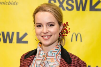 Bridgit Mendler ha pubblicato nuova musica? Spiegazione della sorpresa di Spotify: vita a Hollywood