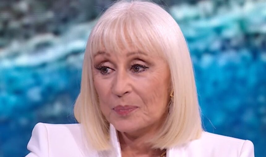 ''E’ arrivata la diagnosi di malattia'': il figlio di Raffaella Carrà svela per la prima volta perché lei decise di adottarlo - Gossip.it