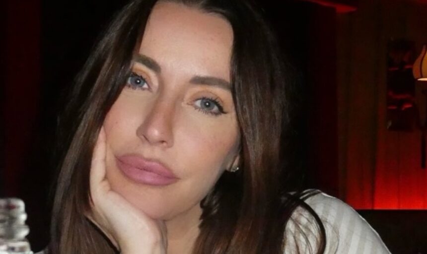 ''Ho perso due bimbi'': Karina Cascella nel rispondere alle domande dei follower si lascia andare a una dolorosa confessione - Gossip.it
