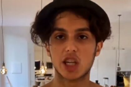 ''Vive in comunità'': Carlos Corona ''ha la sindrome di Asperger'', lo svela il padre che lo definisce ''un ragazzo straordinario'' - Gossip.it