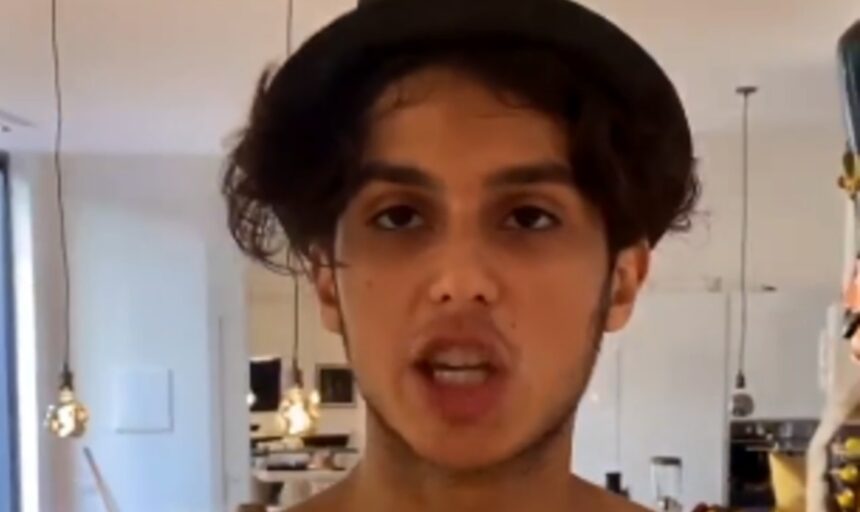 ''Vive in comunità'': Carlos Corona ''ha la sindrome di Asperger'', lo svela il padre che lo definisce ''un ragazzo straordinario'' - Gossip.it