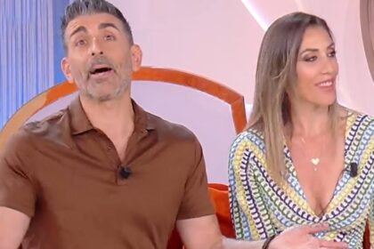 ''La trovo una cosa brutta'': Simone Di Pasquale di Ballando con le Stelle spiega la scelta dell’iban sugli inviti delle nozze - Gossip.it