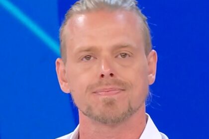 ''A 21 anni ho scoperto il mio vero nome'': Killian Nielsen, figlio di Brigitte, in tv lo svela e parla del padre biologico - Gossip.it