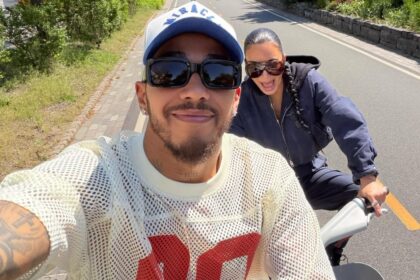 Kim Kardashian e Lewis Hamilton escono allo scoperto: arriva il selfie insieme della coppia, guarda - Gossip.it