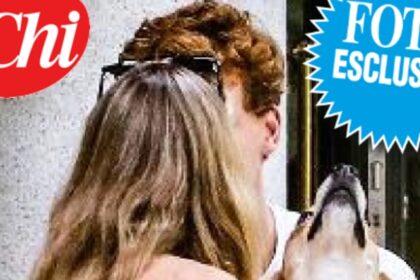Jannik Sinner si rigenera con la fidanzata Laila Hasanovic accanto: la foto del tenero bacio dei due a Milano - Gossip.it