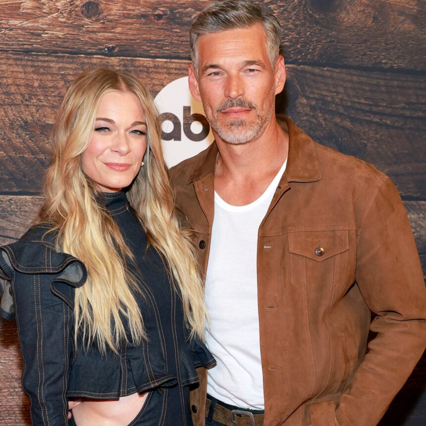 LeAnn Rimes e Eddie Cibrian condividono la foto della vasca idromassaggio bollente dal viaggio