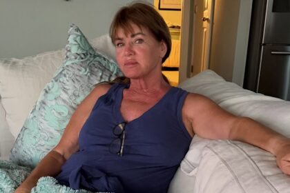 La figlia di Jeana Keough descrive in dettaglio i trattamenti "implacabili", afferma che il cancro si diffonde