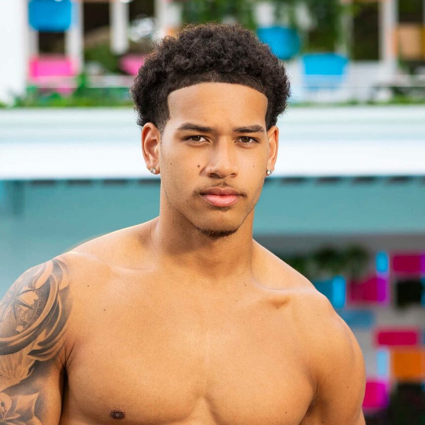 Corbin Mims di Love Island USA spiega di aver criticato in modo sincero Melanie