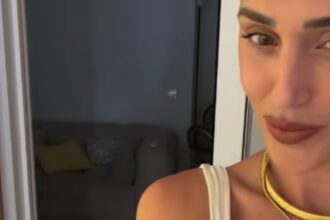 Cecilia Rodriguez mostra Clara Isabel che ha iniziato a gattonare