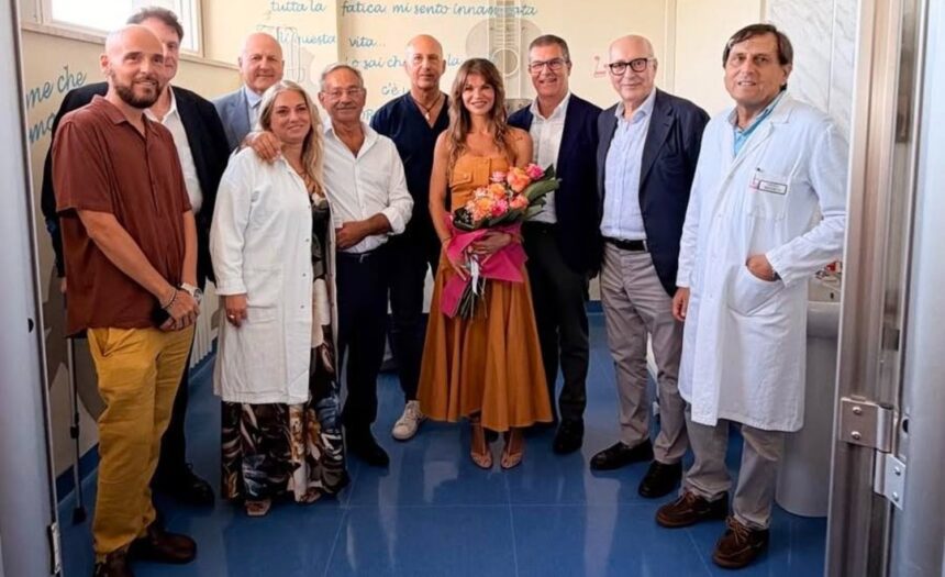 Alessandra Amoroso nella sua Puglia e fa un regalo speciale a chi sta lottando contro il cancro - Gossip.it
