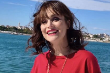“Non sono una suora”: Lorena Bianchetti svela il suo “animo rock” e parla di quella volta in cui fu salvata dalla polizia - Gossip.it