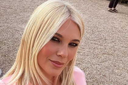 Eleonora Daniele compie 50 anni: “Mi sento in forma, la gravidanza è stato un elisir di lunga vita. Oggi? Un calendario sexy lo farei” - Gossip.it