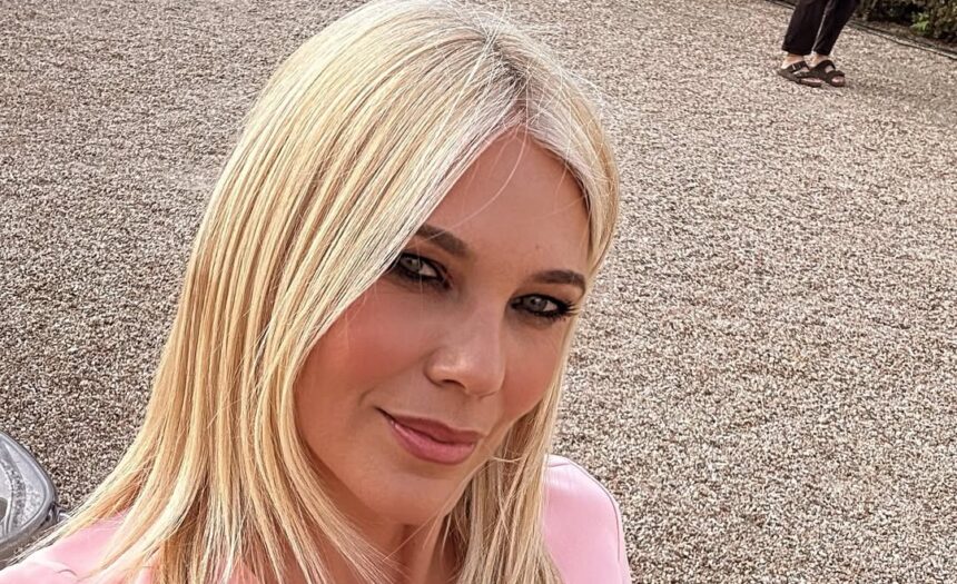 Eleonora Daniele compie 50 anni: “Mi sento in forma, la gravidanza è stato un elisir di lunga vita. Oggi? Un calendario sexy lo farei” - Gossip.it