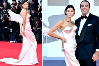 Bianca Balti al Festival di Venezia 2026 è un angelo tutto rosa: sul red carpet amore a mille col fidanzato Alessandro Cutrera, foto - Gossip.it