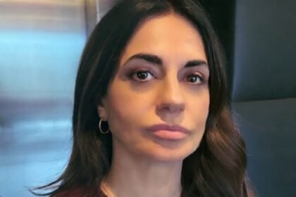 “A scorticarti è la sofferenza”: Rossella Brescia svela il suo dolore per la morte del padre affetto da Alzehimer - Gossip.it