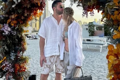 “Un giorno molto difficile per me”: Susy Fuccillo celebra gli 11 anni di matrimonio col marito morto a dicembre 2025 - Gossip.it