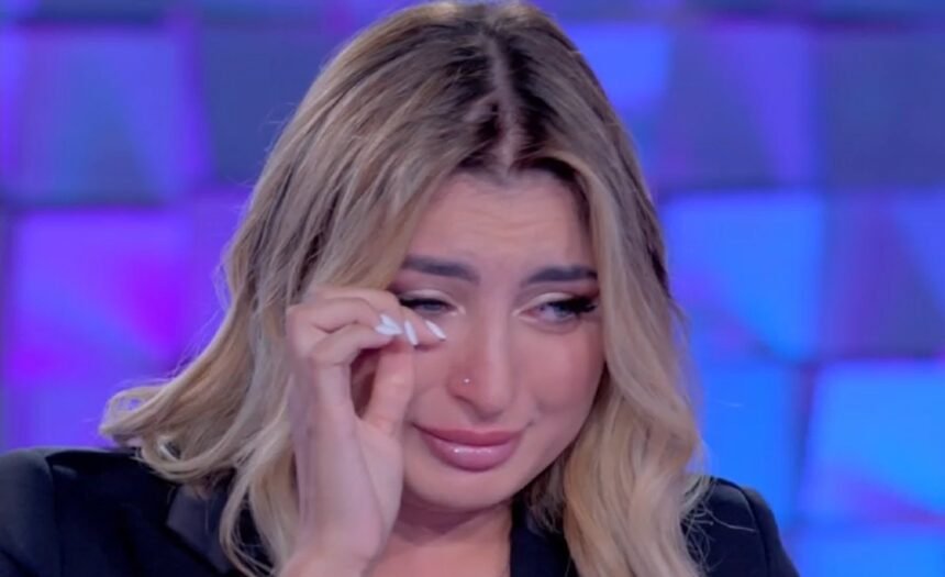 “Voleva un figlio da me”: Sabrina Soussi piange disperata in tv per Giovanni Grazioso con cui è finita a Temptation Island - Gossip.it