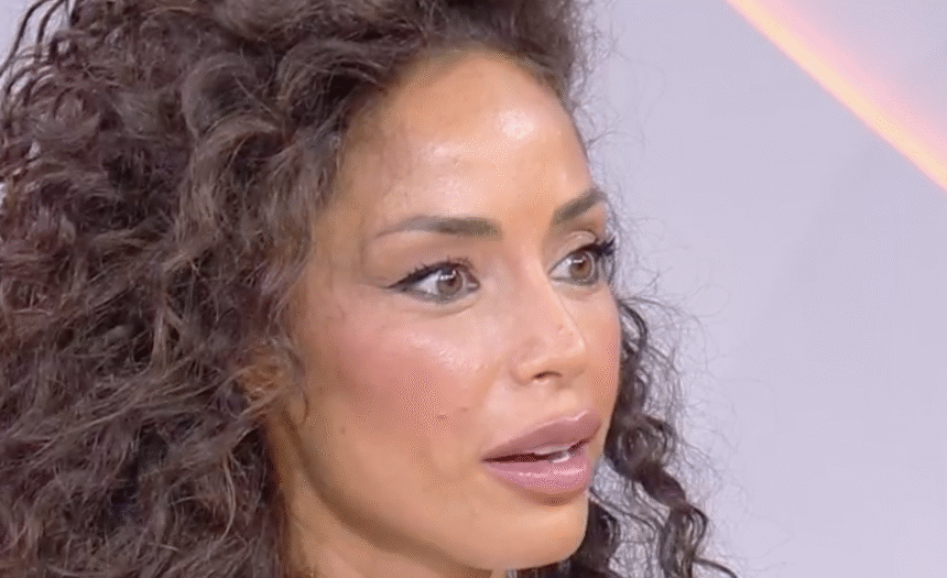 “L’ho cacciato subito di casa”: Raffaella Fico in tv confessa di essere stata tradita, tutti pensano all’ex compagno - Gossip.it
