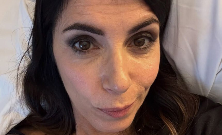 “Non sono disposta a non riconoscermi”: Giorgia dice di no alla chirurgia estetica, a 55 anni non ha paura delle rughe - Gossip.it